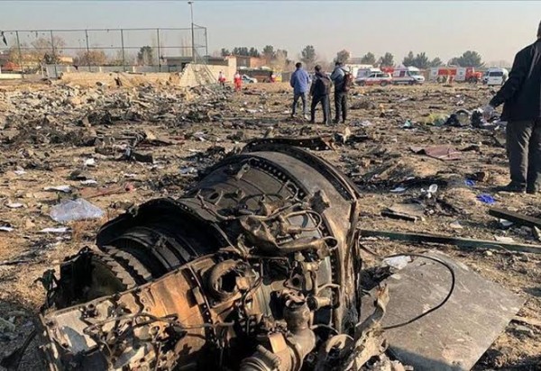 İran'da düşen uçakla ilgili bomba iddia!